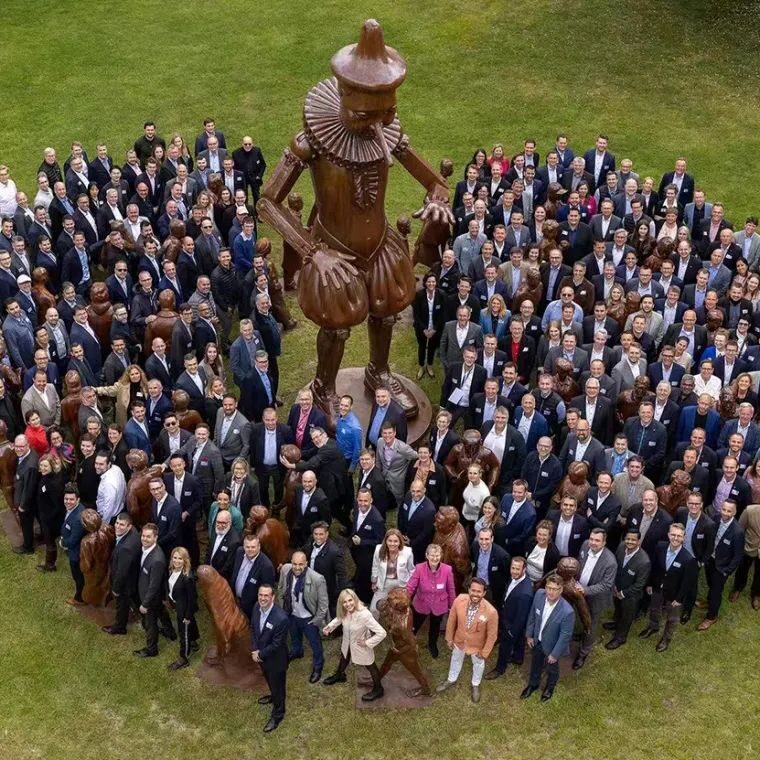 | 为欧洲名城注入现代东方新元素