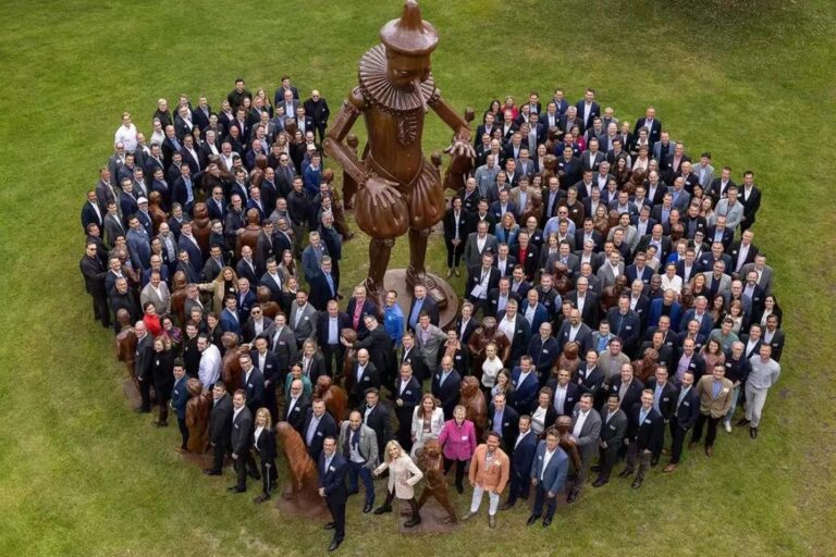 | 为欧洲名城注入现代东方新元素